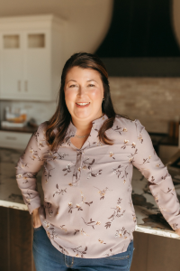 Jennifer Kalmikov, Sales